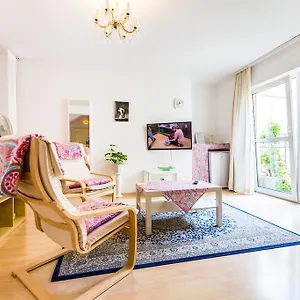 https://apartment-city-deutz-deutzer-brucke.topcolognehotels.com
