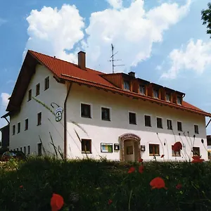 Vendégház Zum Kirchenwirt, Kirchdorf am Inn